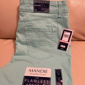 Bandolino Ladies size 10 jeans.